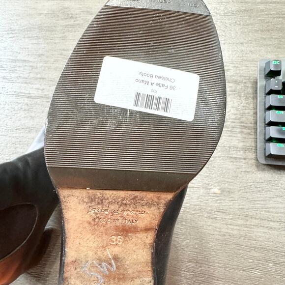 Fatta A Mano Women Black Leather W/ Stretch Sides Rounded Toe Ankle Booties 36 - Picture 6 of 6